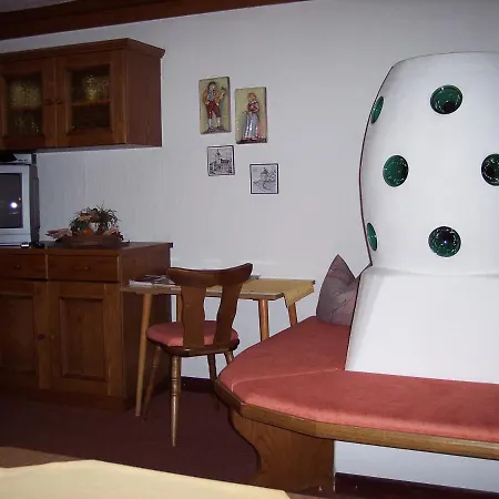 Gaestehaus Bruggerhof لانغنفلد