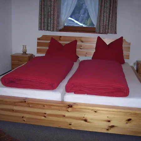 Gaestehaus Bruggerhof لانغنفلد