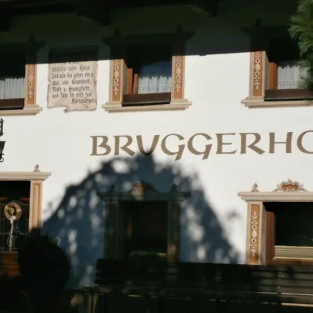 Konukevi Gaestehaus Bruggerhof *