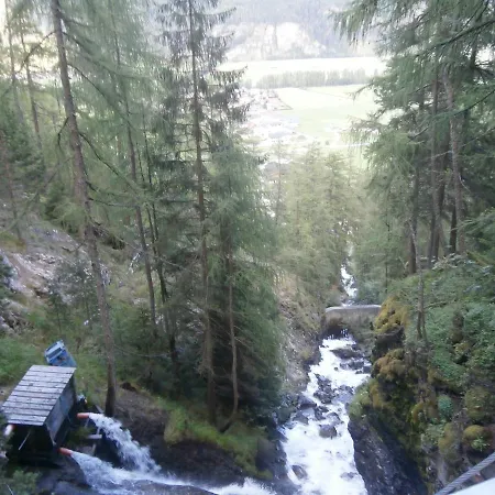 Gaestehaus Bruggerhof *